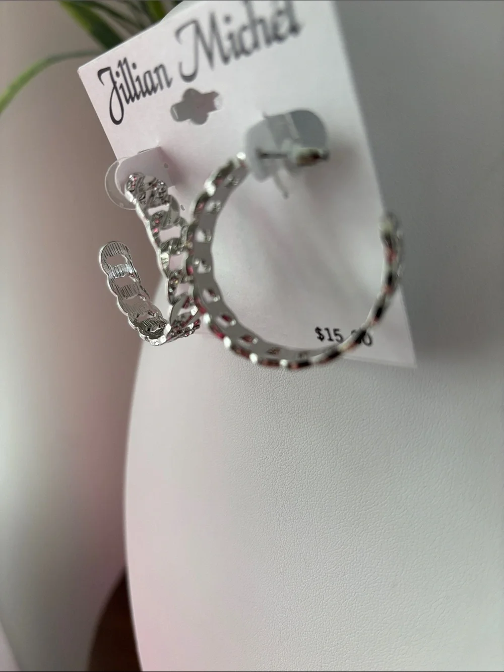 Jillian Michele 3/4 Hoop,chain post ailvertone